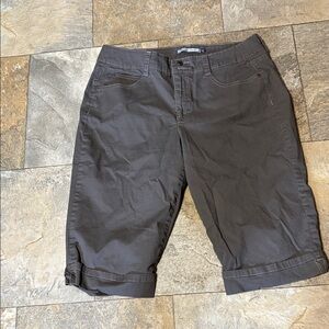 Bandolinoblu Women's Gray Shorts